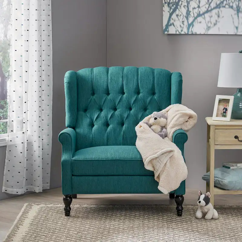Fauteuil inclinable à dossier capitonné avec accoudoirs, clous décoratifs et mécanisme de poussée