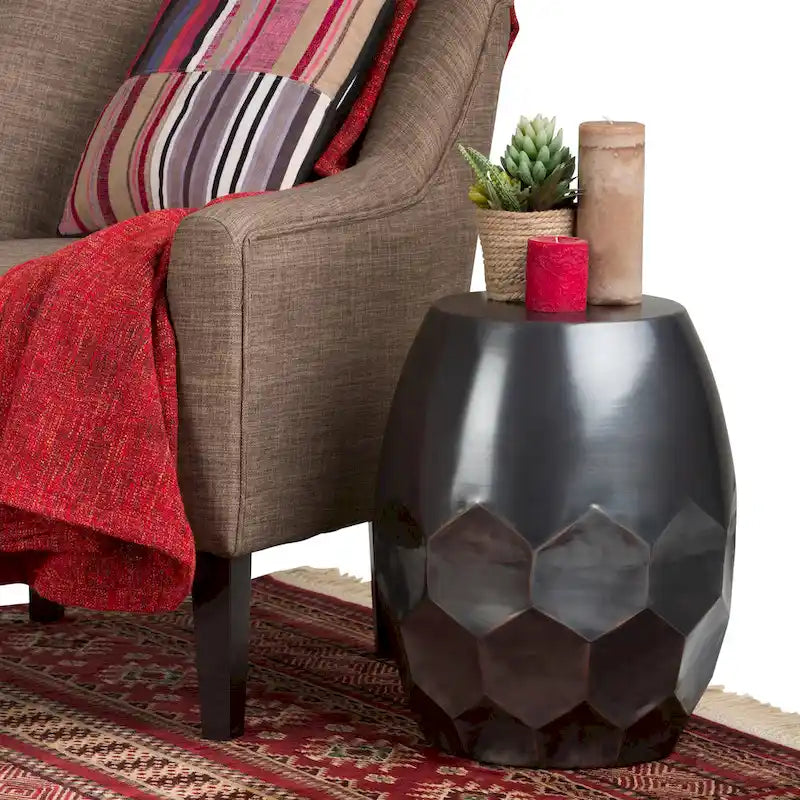 Table d'appoint industrielle ronde en métal avec motif nid d'abeille