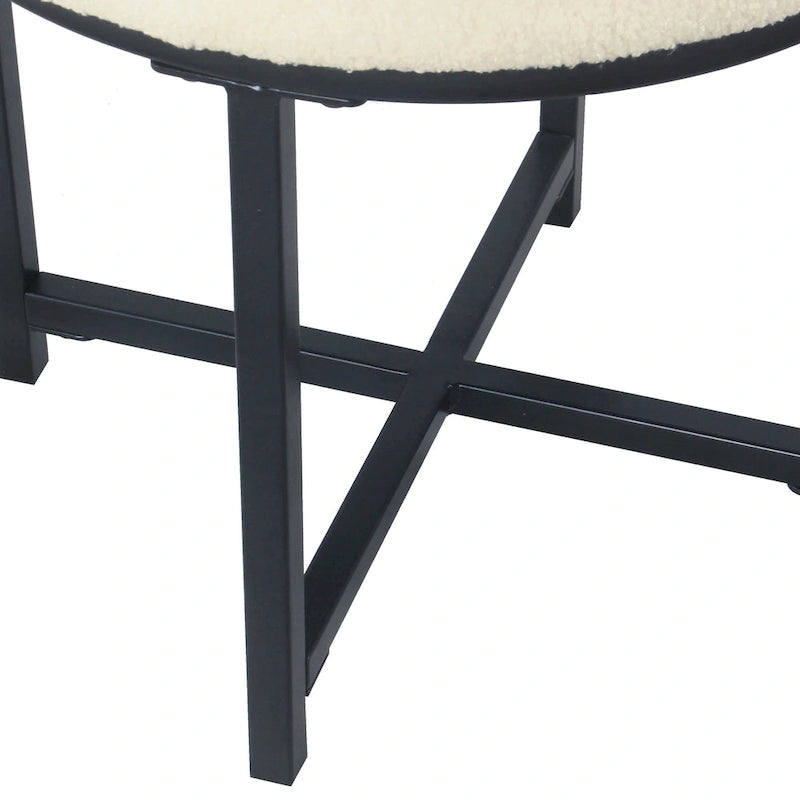 Pouffe rond capitonné avec cadre en métal noir mat en fausse fourrure de mouton crème