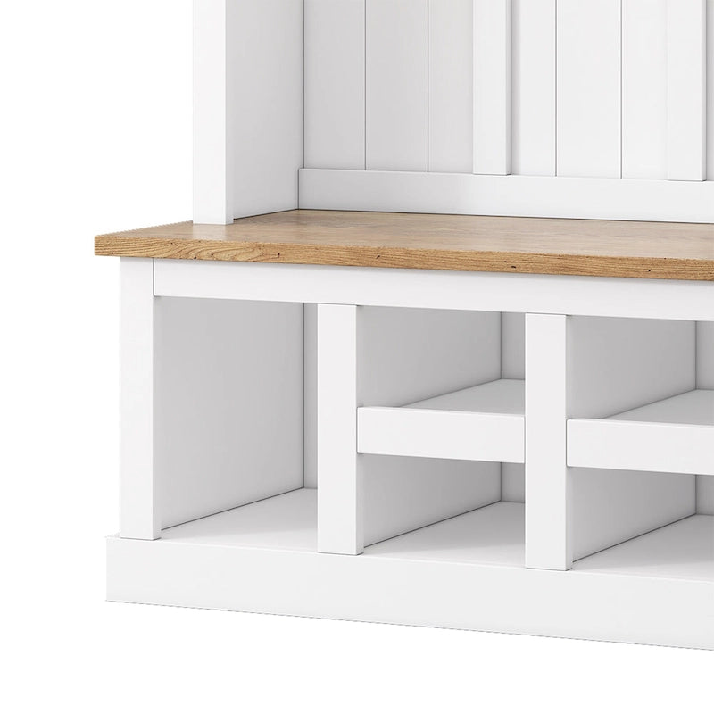 Vestiaire moderne avec banc de rangement, compartiments à chaussures et patères