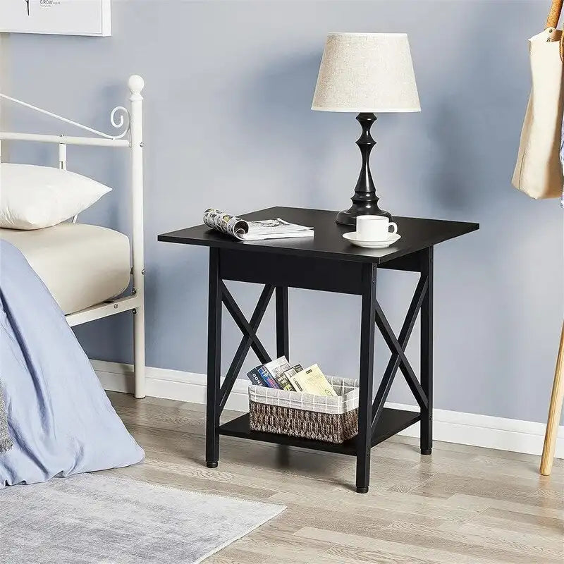 Table d'appoint de style industriel avec étagère de rangement et pieds métalliques en X