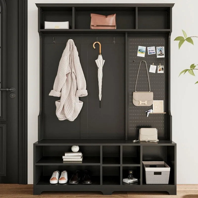 Meuble d'entrée avec banc à chaussures, porte-manteau, étagères de rangement et panneau perforé
